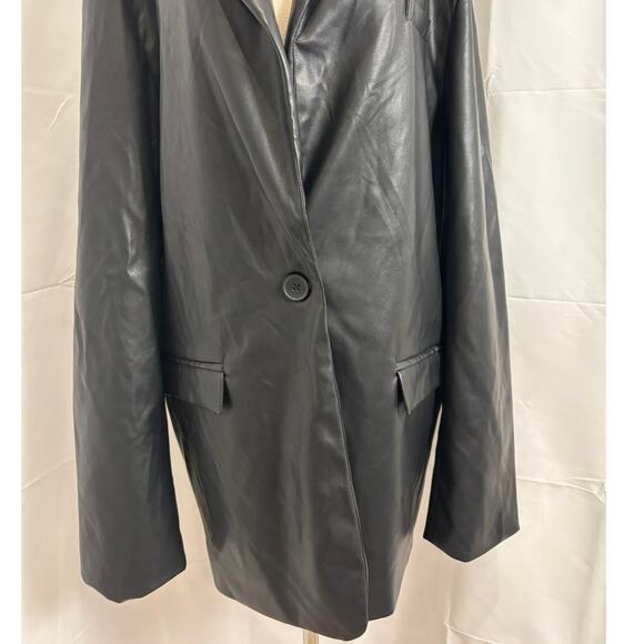 NWT Vigoss Faux Leather Blazer - Black - Size 3x - Picture 4 of 8